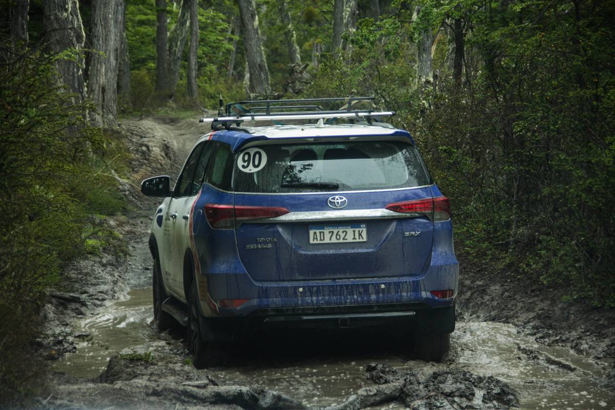 Excursion Lagos 4x4 Off-Road (USHUAIA) - Imagen 6