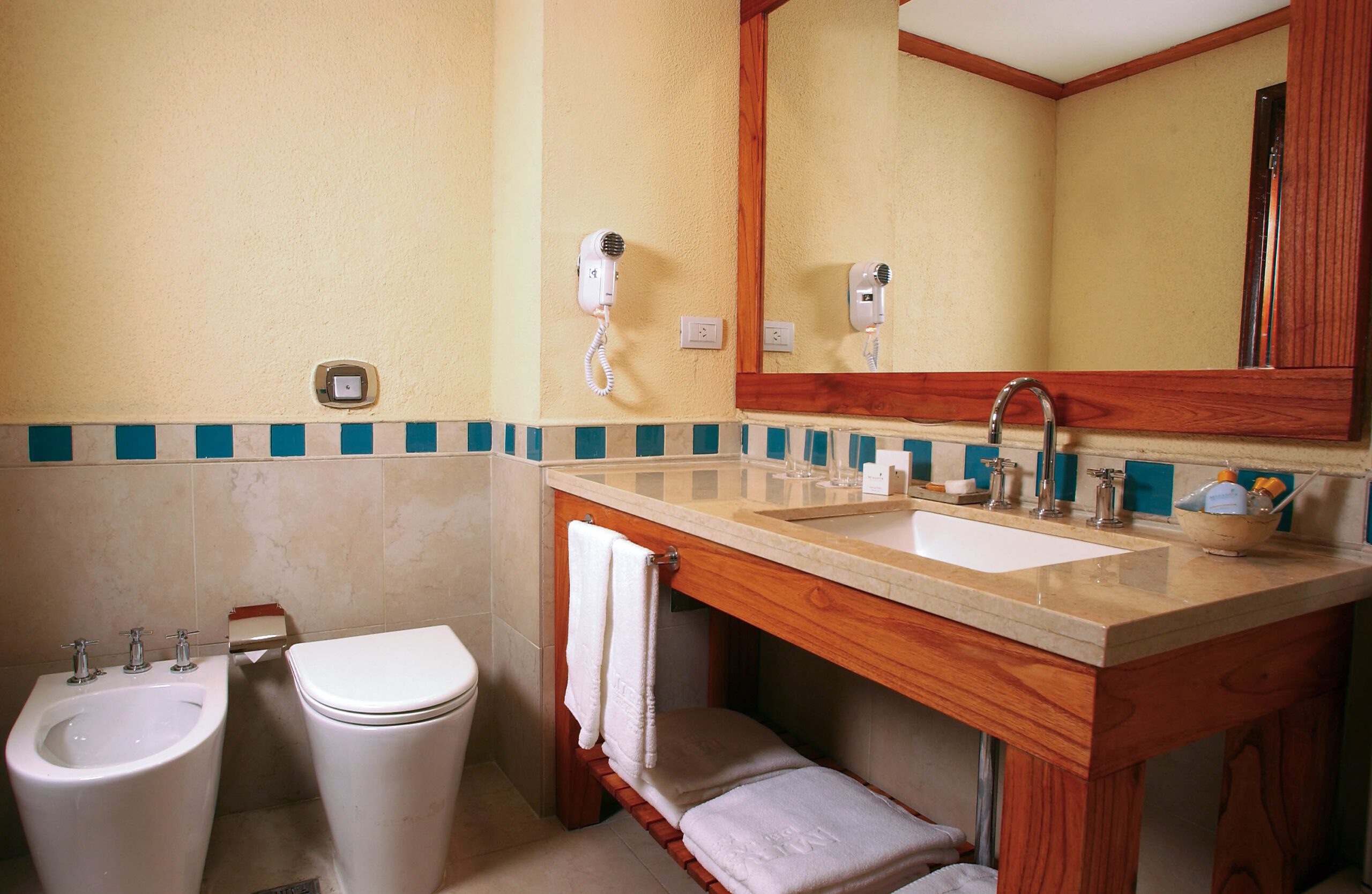 Hotel Mirador del Lago - Imagen 13