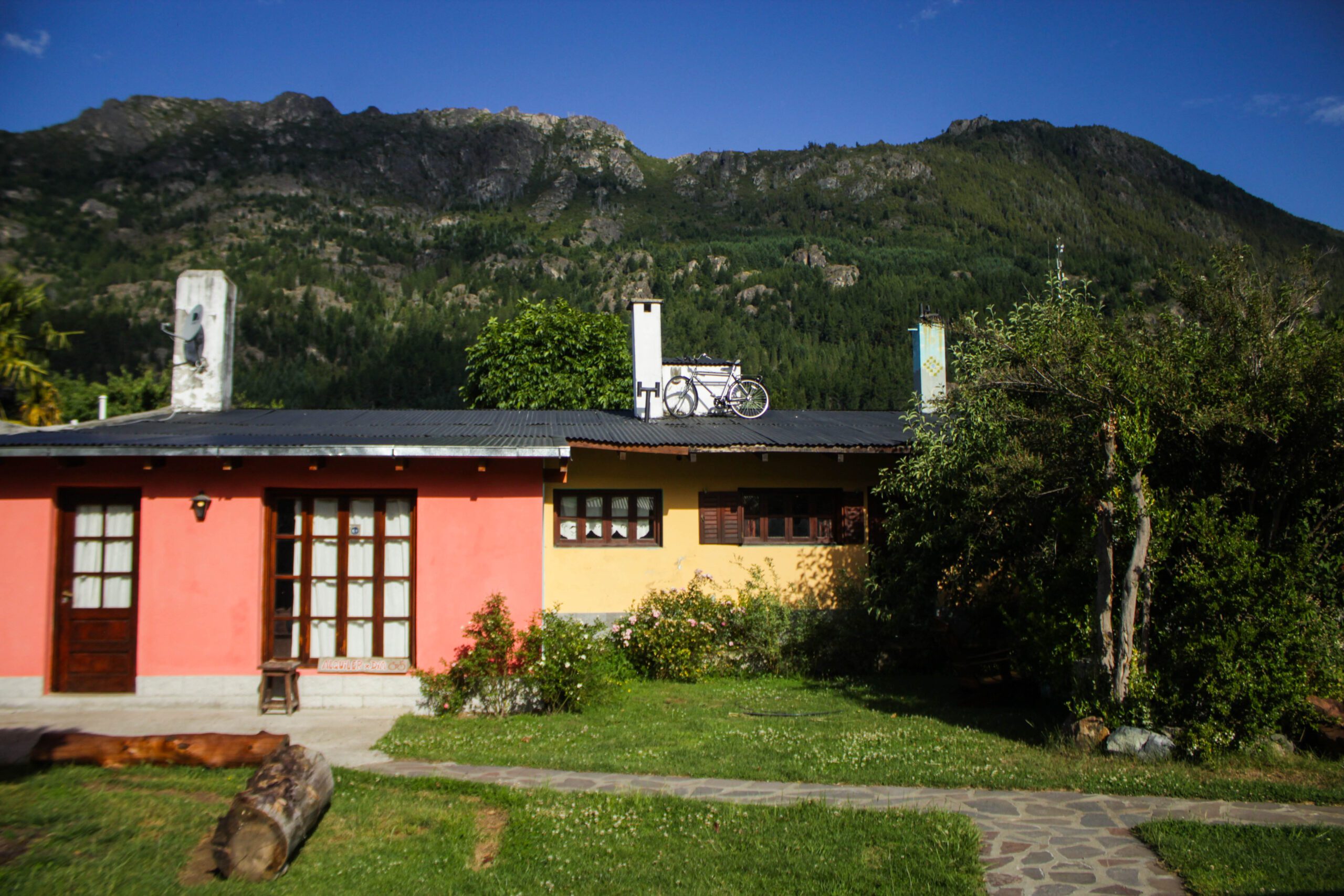 Hostel en Lago Puelo Centro - Imagen 5