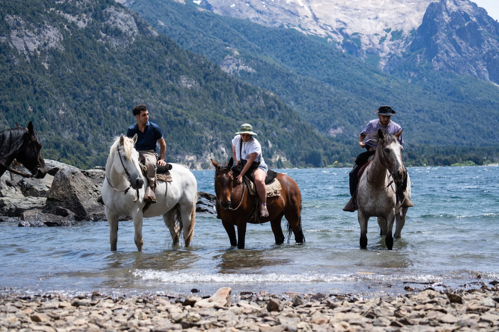 Cabalgata famosa Wesley en Bariloche. Low Cost