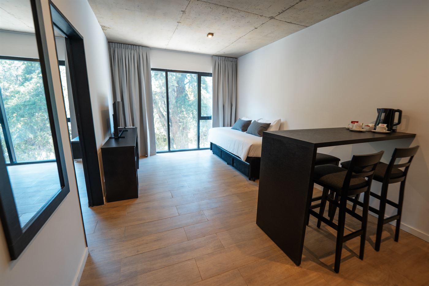 Hotel en Ituzaingo Parque Leloir - Imagen 11