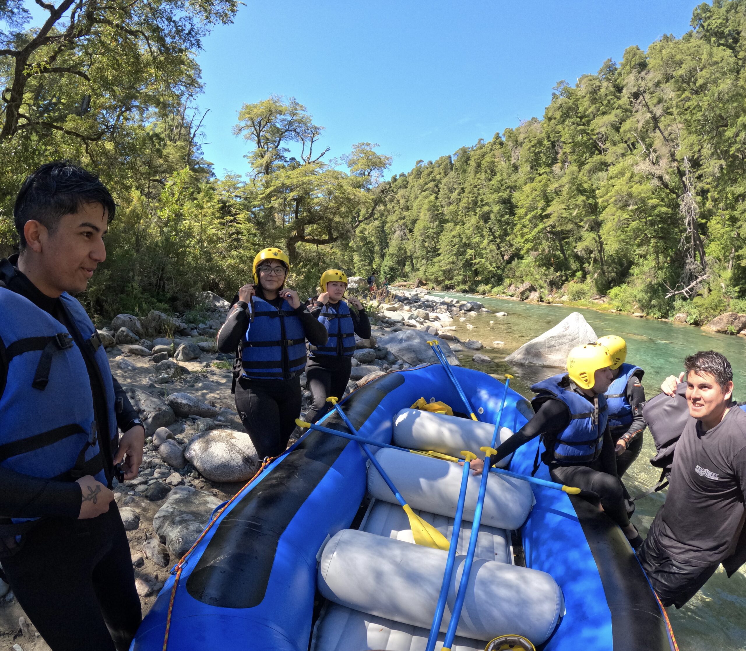 Rafting en el Rio Azul  (El Bolson) - Imagen 10