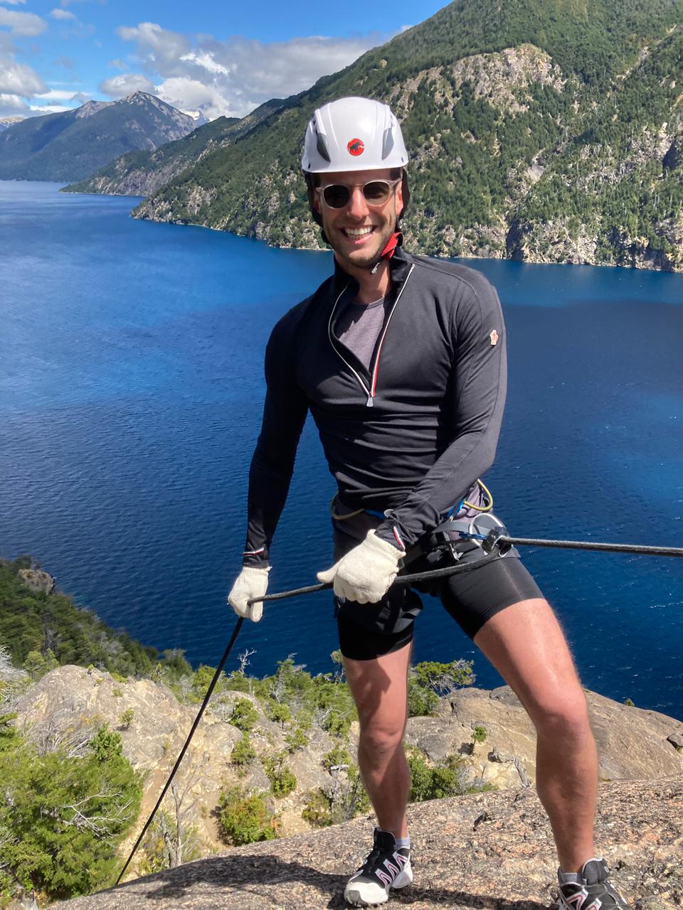 Escalada en Bariloche, rapel, trekking a precio low-cost